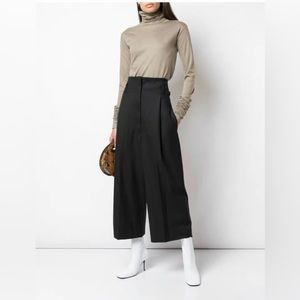 Black 100 % Wool wide-leg pants size M